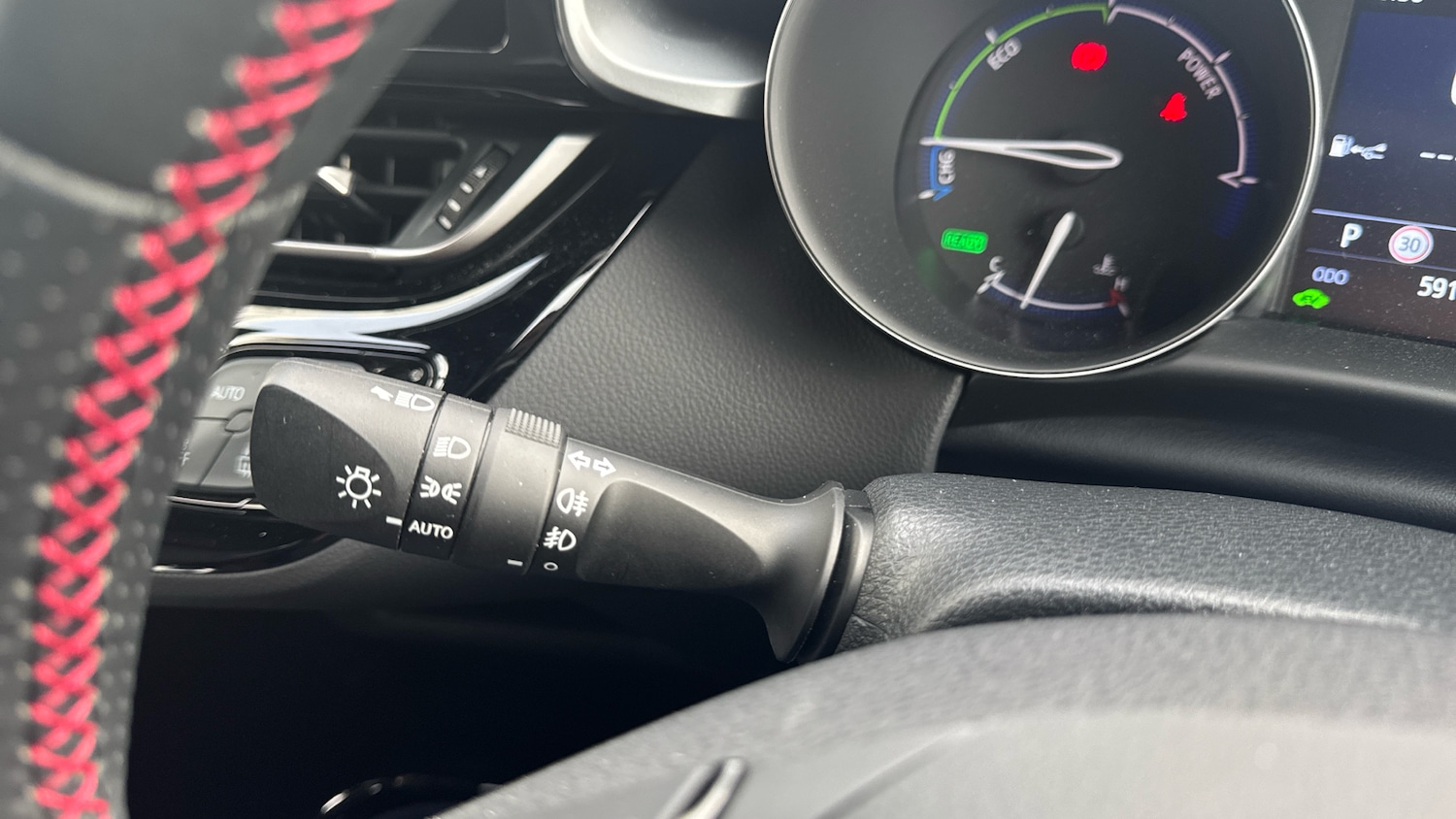 Used Toyota C-HR 2022 for sale - 76289103: Photo 36