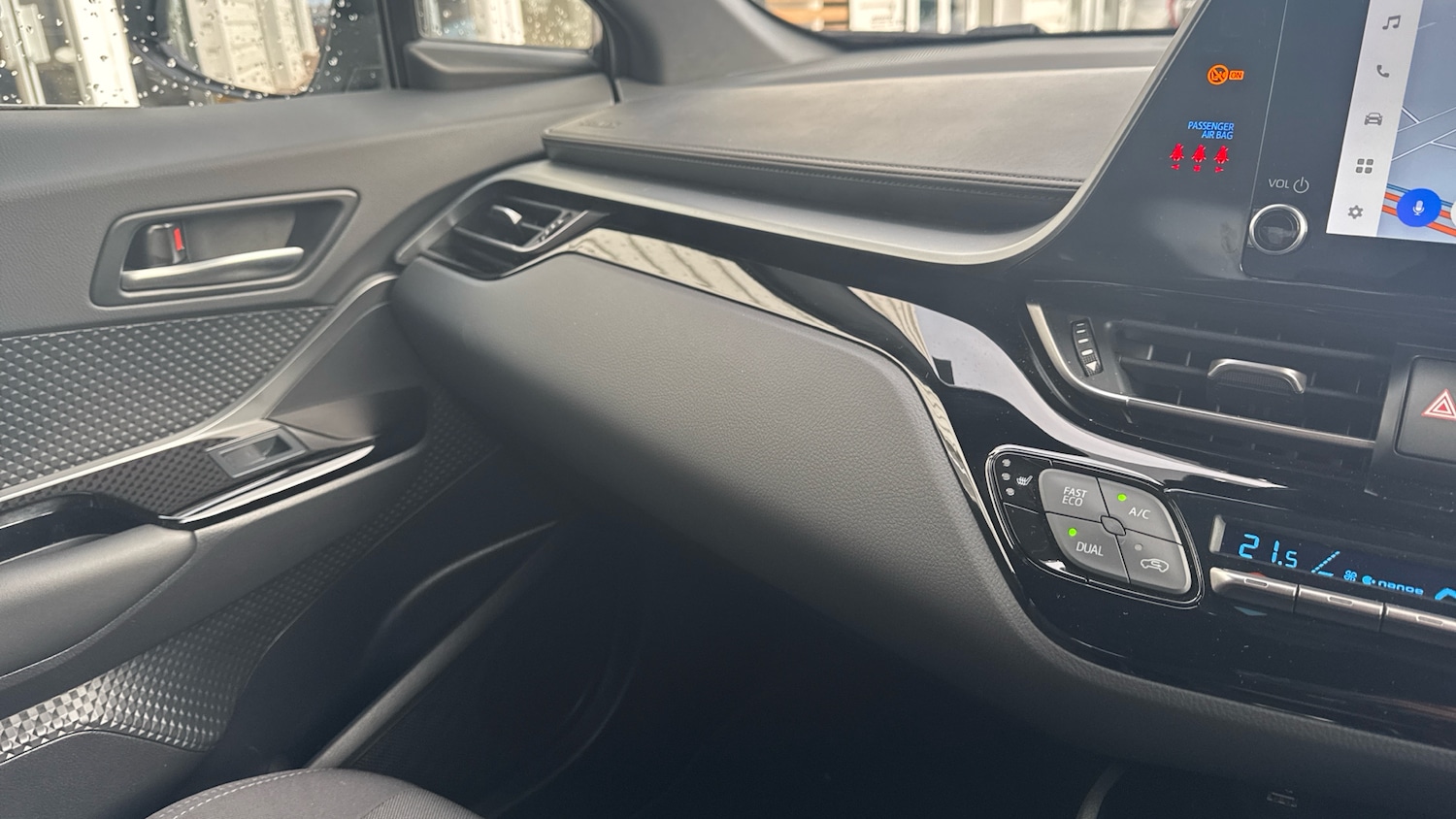 Used Toyota C-HR 2022 for sale - 76289103: Photo 44