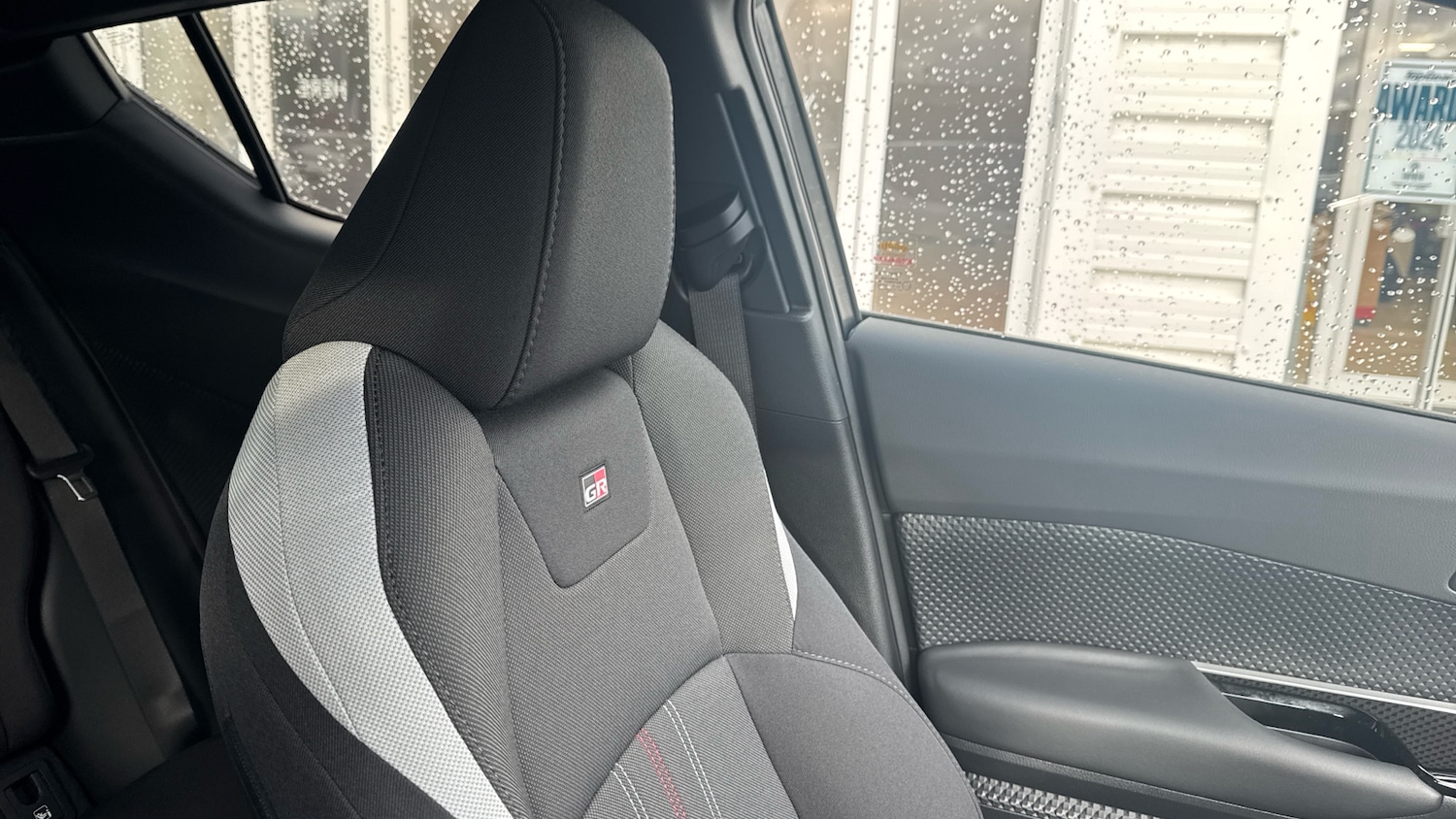 Used Toyota C-HR 2022 for sale - 76289103: Photo 46