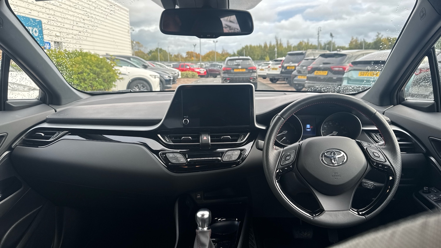 Used Toyota C-HR 2022 for sale - 76289103: Photo 5