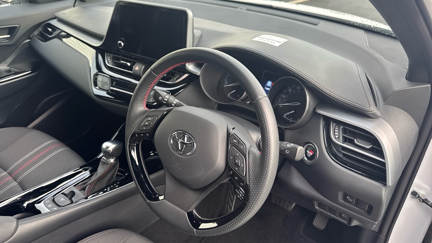 Used Toyota C-HR 2022 for sale - 76289103: Photo 6