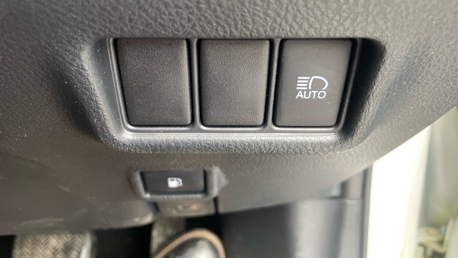 Used Toyota C-HR 2022 for sale - 77759173: Photo 43