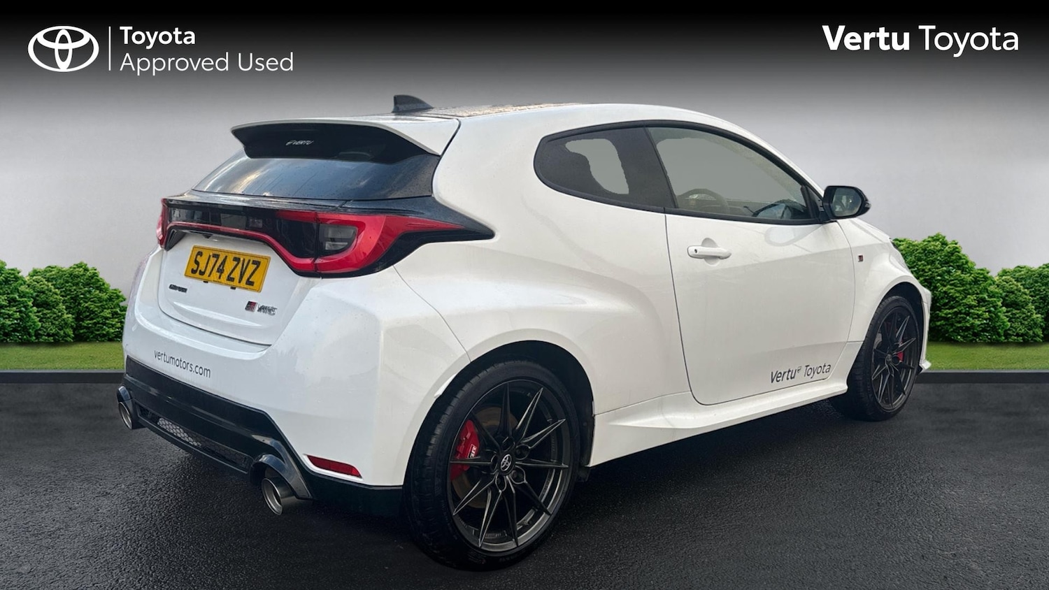 Used Toyota Yaris 2024 for sale - 77023959: Photo 2