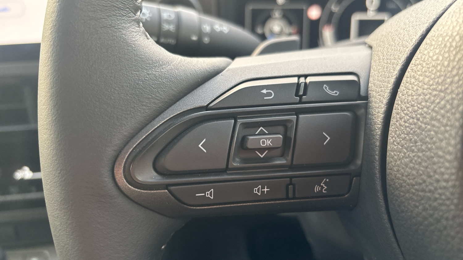 Used Toyota Yaris 2024 for sale - 77023959: Photo 22