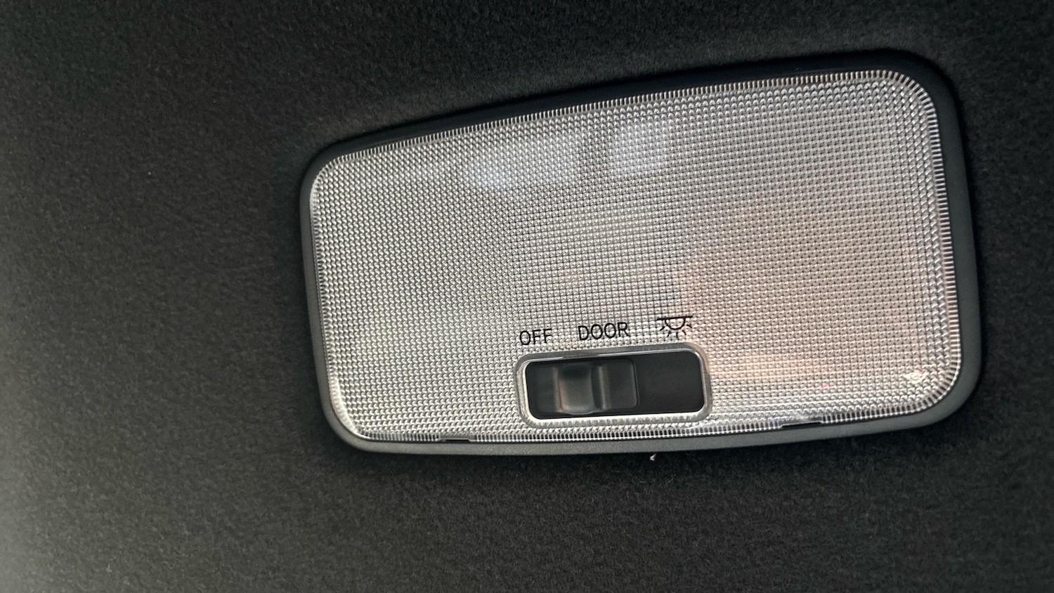 Used Toyota Yaris 2024 for sale - 77023959: Photo 33