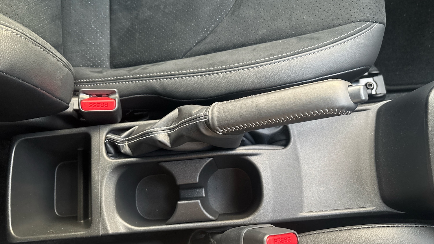 Used Toyota Yaris 2024 for sale - 77023959: Photo 37