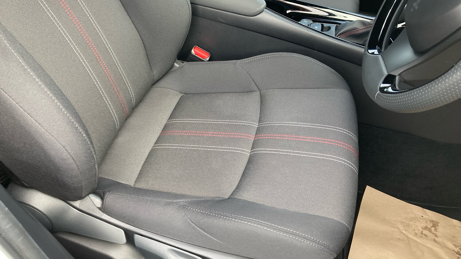 Used Toyota C-HR 2023 for sale - 78198712: Photo 17