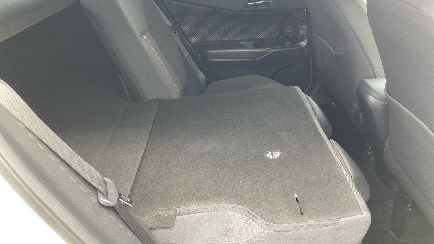 Used Toyota C-HR 2023 for sale - 78198712: Photo 18