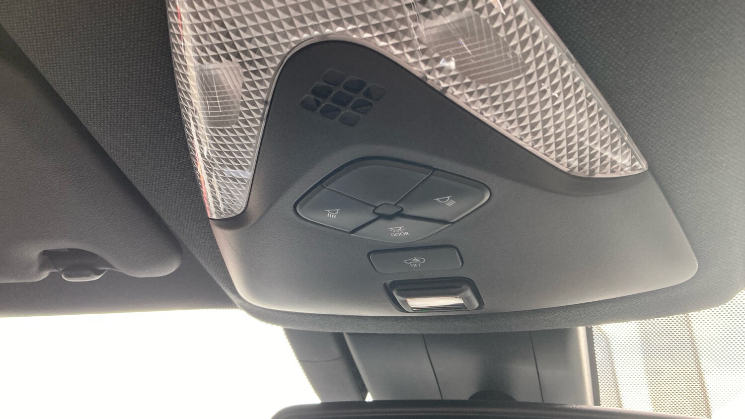 Used Toyota C-HR 2023 for sale - 78198712: Photo 44