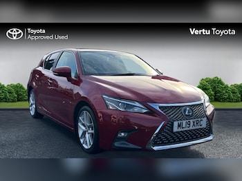 2019 (19) - 200h 1.8 Takumi 5dr CVT Hybrid Hatchback