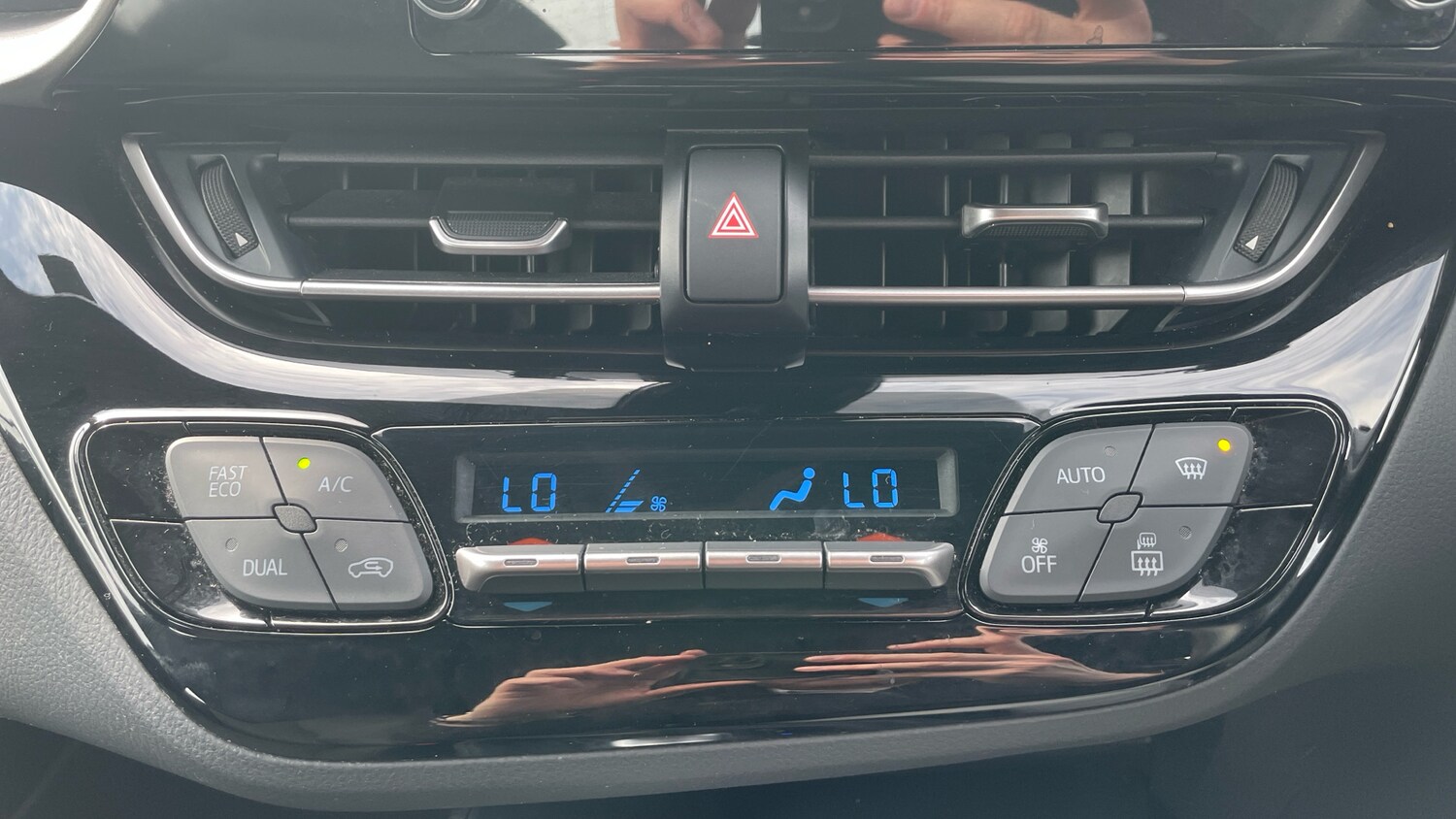 Used Toyota C-HR 2022 for sale - 78179461: Photo 32