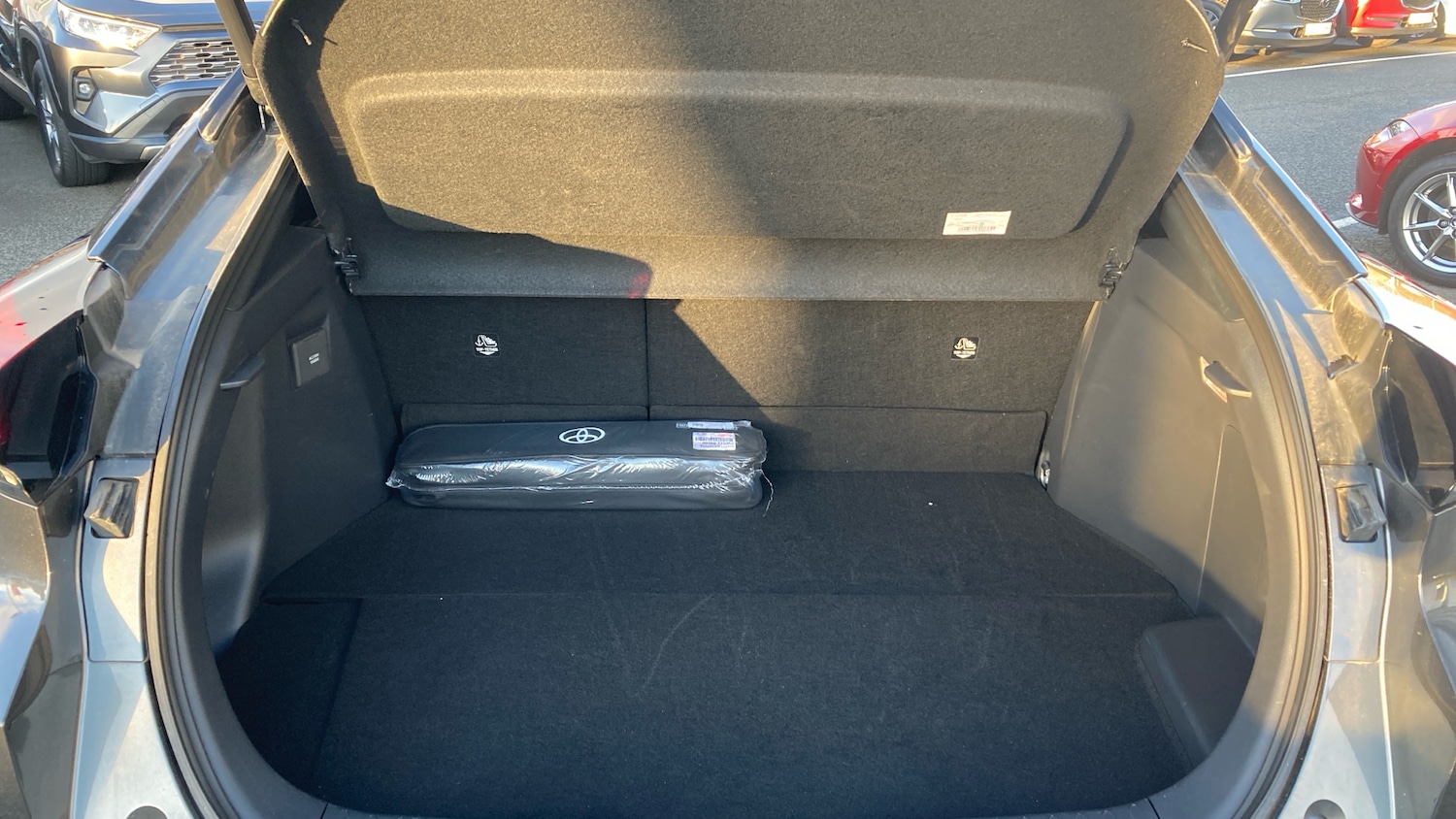 Used Toyota C-HR 2024 for sale - 76477807: Photo 14