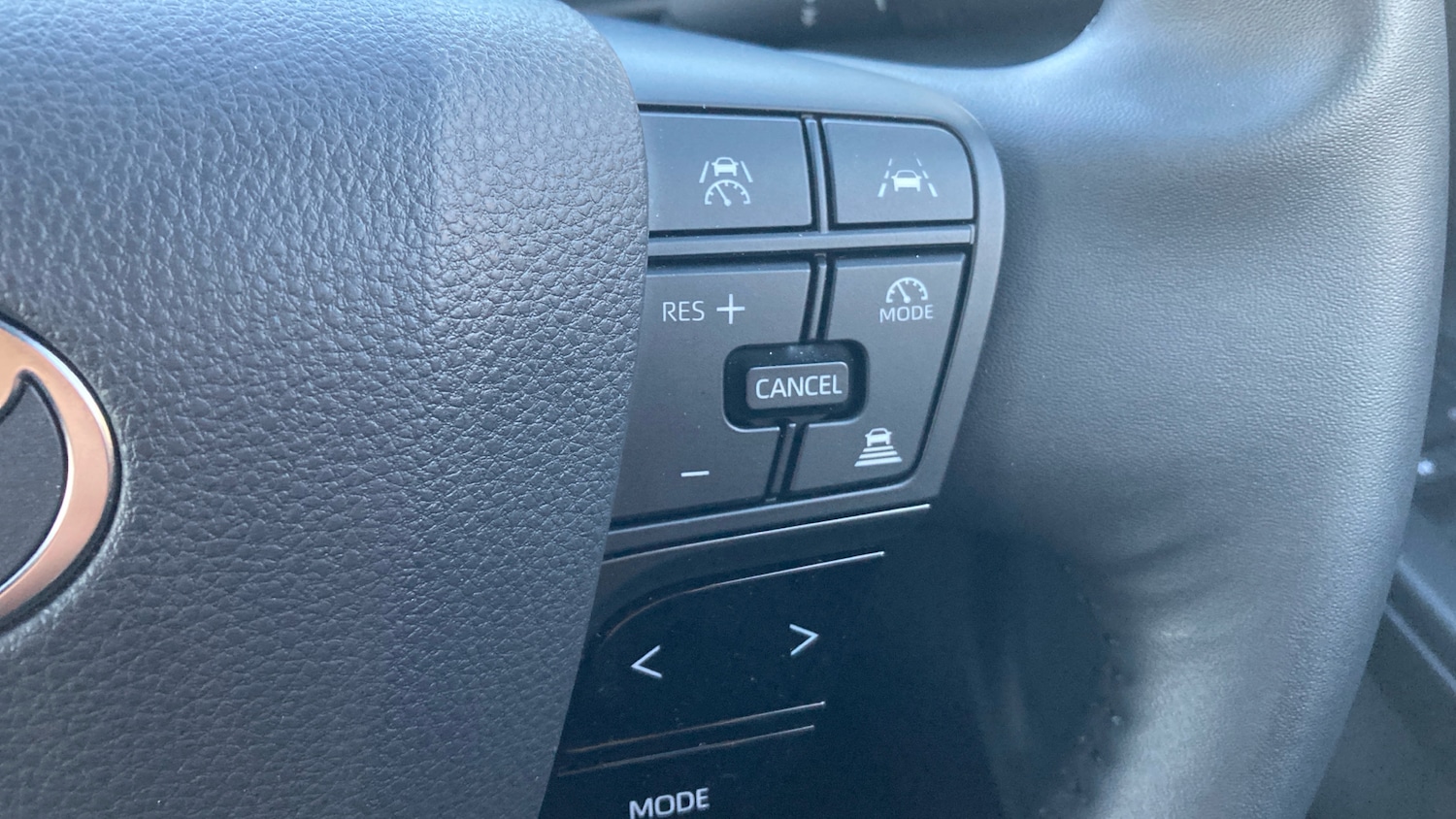 Used Toyota C-HR 2024 for sale - 76477807: Photo 21