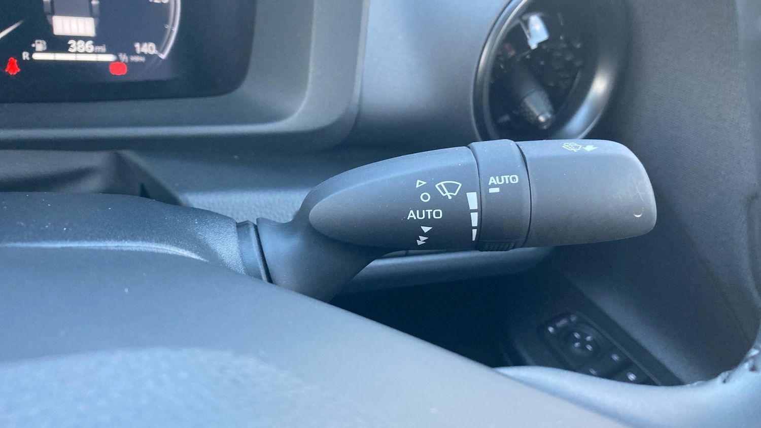 Used Toyota C-HR 2024 for sale - 76477807: Photo 23