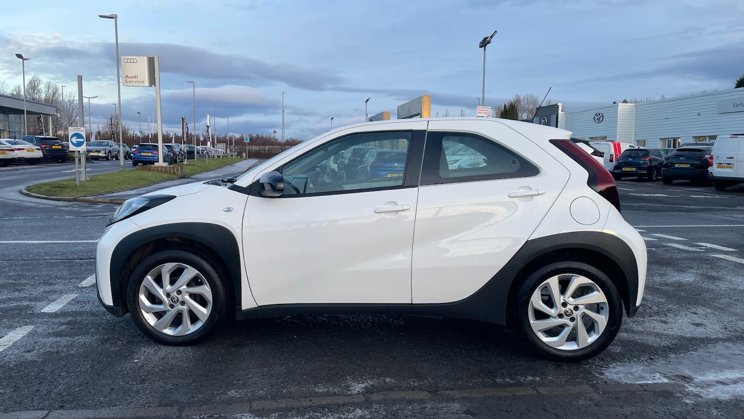 Used Toyota Aygo X 2023 for sale - 77113282: Photo 17