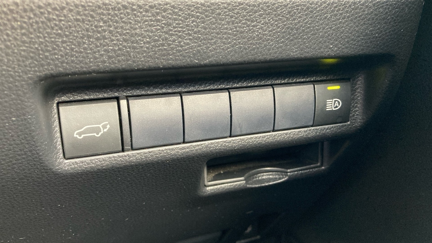 Vehicle 33