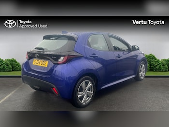 Used Toyota Yaris 2024 for sale - 77501664: Photo