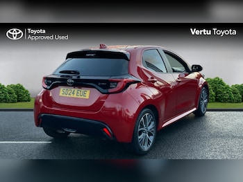 Used Toyota Yaris 2024 for sale - 76404428: Photo