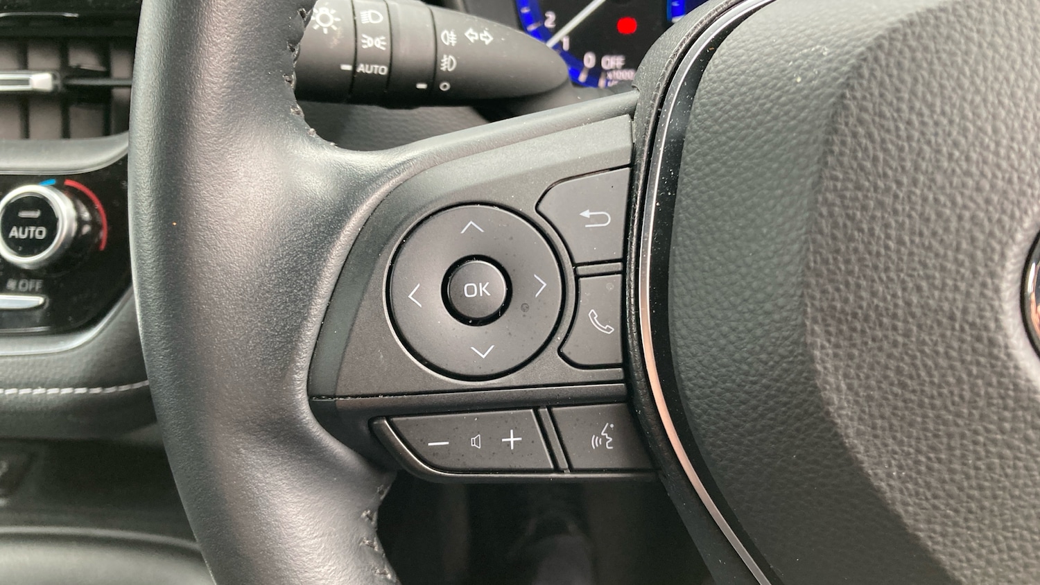 Used Toyota Corolla 2022 for sale - 77651018: Photo 36