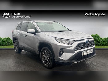 2022 (72) - 2.5 VVT-i Hybrid Design 5dr CVT 2WD Hybrid Estate