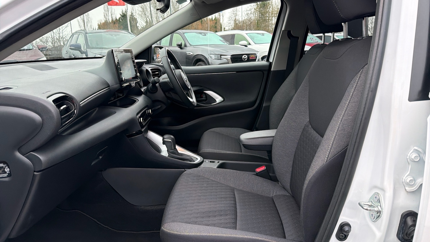 Used Toyota Yaris 2022 for sale - 77124999: Photo 10