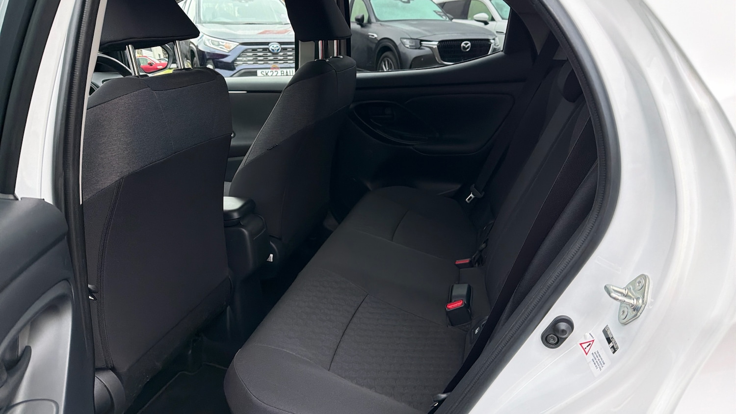 Used Toyota Yaris 2022 for sale - 77124999: Photo 13