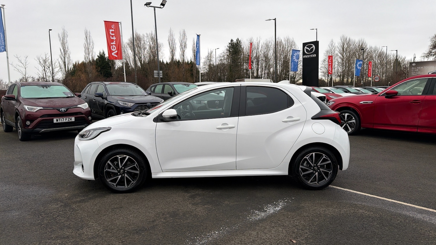 Used Toyota Yaris 2022 for sale - 77124999: Photo 17