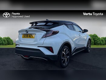 Used Toyota C-HR 2018 for sale - 77915921: Photo