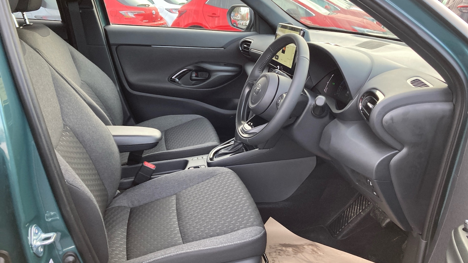Used Toyota Yaris Cross 2025 for sale - 77136826: Photo 11