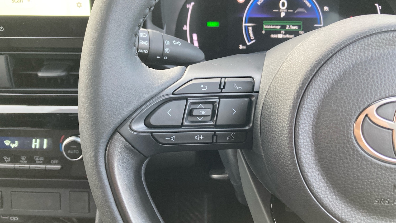 Used Toyota Yaris Cross 2025 for sale - 77136826: Photo 21