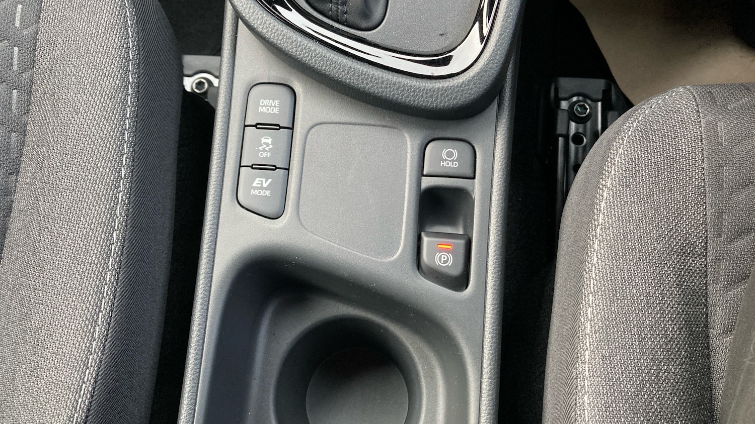 Used Toyota Yaris Cross 2025 for sale - 77136826: Photo 30