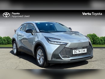 Used Toyota C-HR 2024 for sale - 78870450: Photo