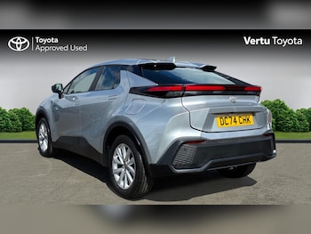 Used Toyota C-HR 2024 for sale - 78870450: Photo
