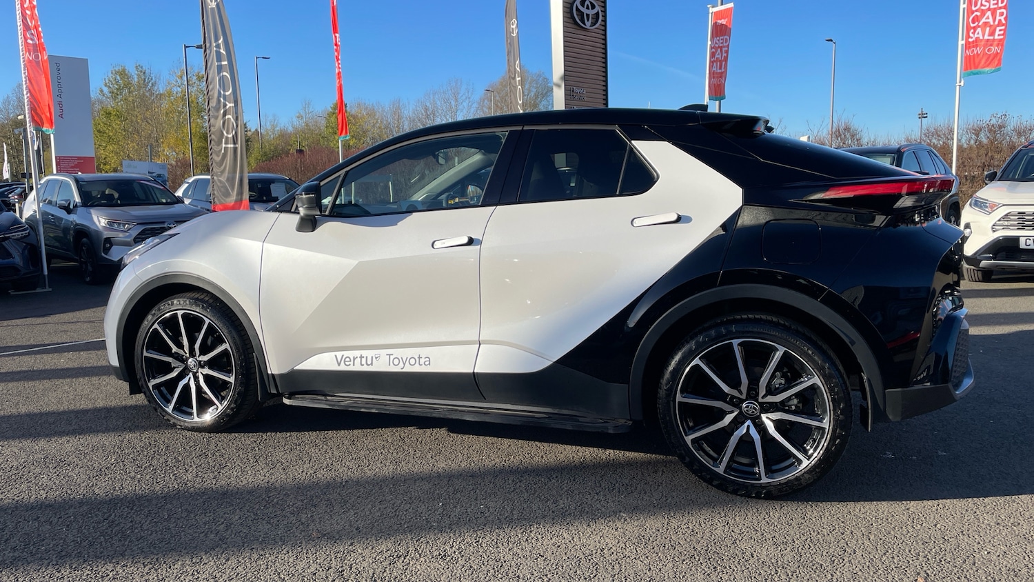 Used Toyota C-HR 2025 for sale - 76637272: Photo 17
