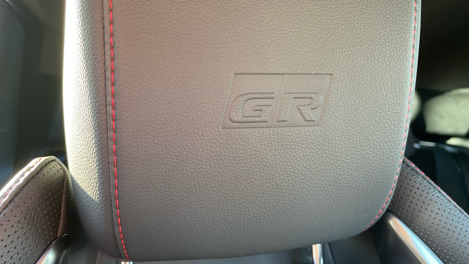 Used Toyota C-HR 2025 for sale - 76637272: Photo 45