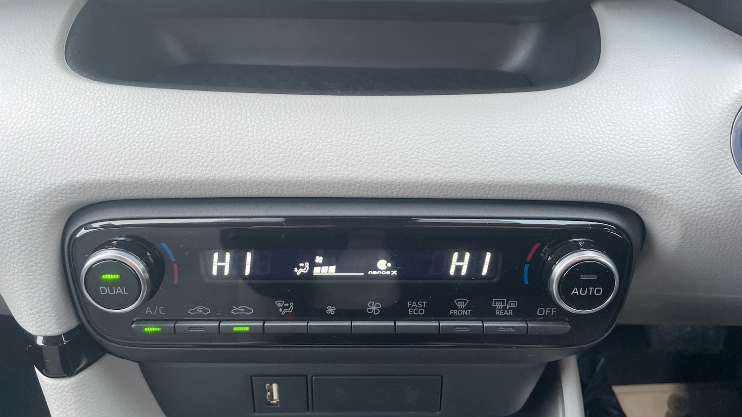 Used Toyota Yaris 2022 for sale - 77207361: Photo 32