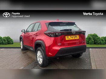 Used Toyota Yaris Cross 2024 for sale - 78040175: Photo