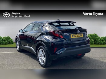 Used Toyota C-HR 2023 for sale - 78176387: Photo