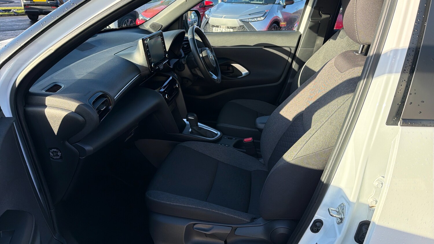 Used Toyota Yaris Cross 2024 for sale - 77148320: Photo 10