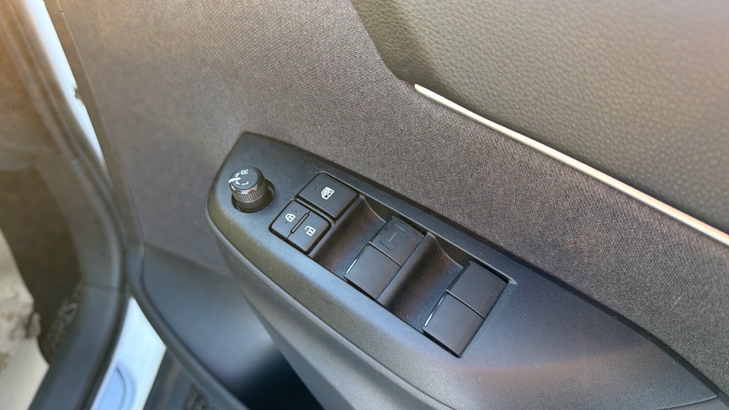 Used Toyota Yaris Cross 2024 for sale - 77148320: Photo 25