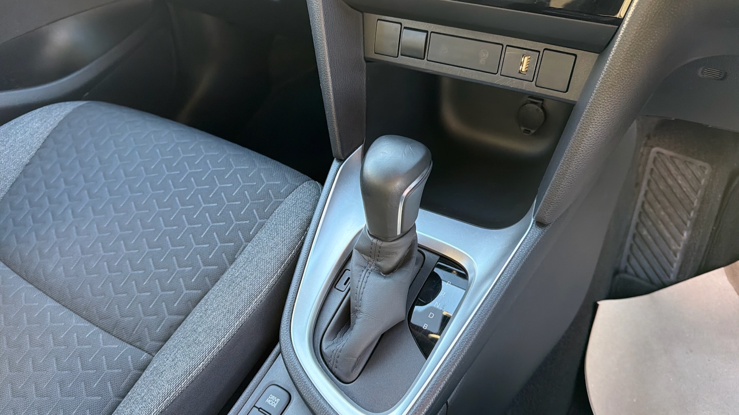 Used Toyota Yaris Cross 2024 for sale - 77148320: Photo 29