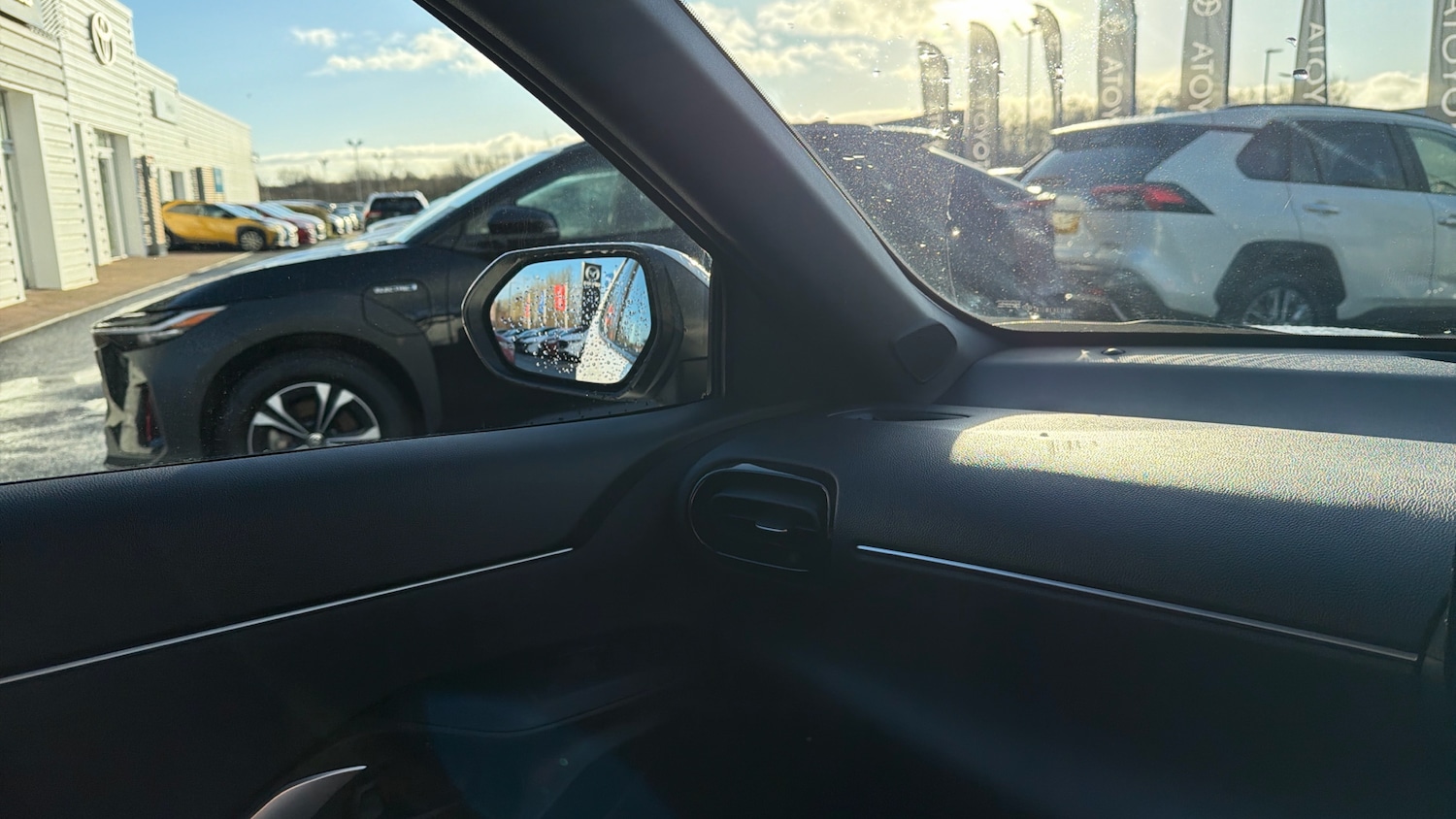 Used Toyota Yaris Cross 2024 for sale - 77148320: Photo 47