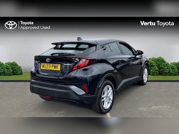 Used Toyota C-HR 2023 for sale - 79206573: Photo