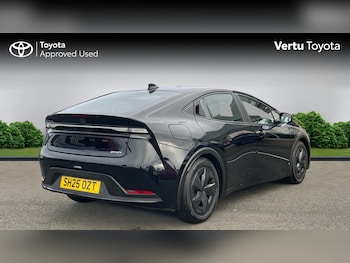 Used Toyota Prius 2025 for sale - 76817444: Photo