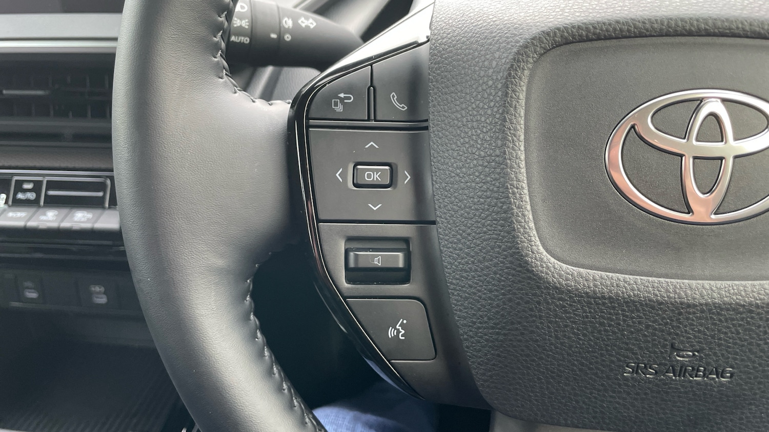 Used Toyota Prius 2025 for sale - 76817444: Photo 39