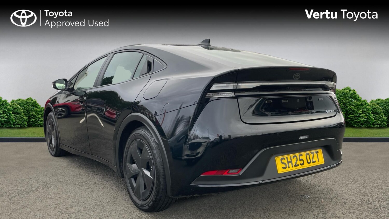 Used Toyota Prius 2025 for sale - 76817444: Photo 4