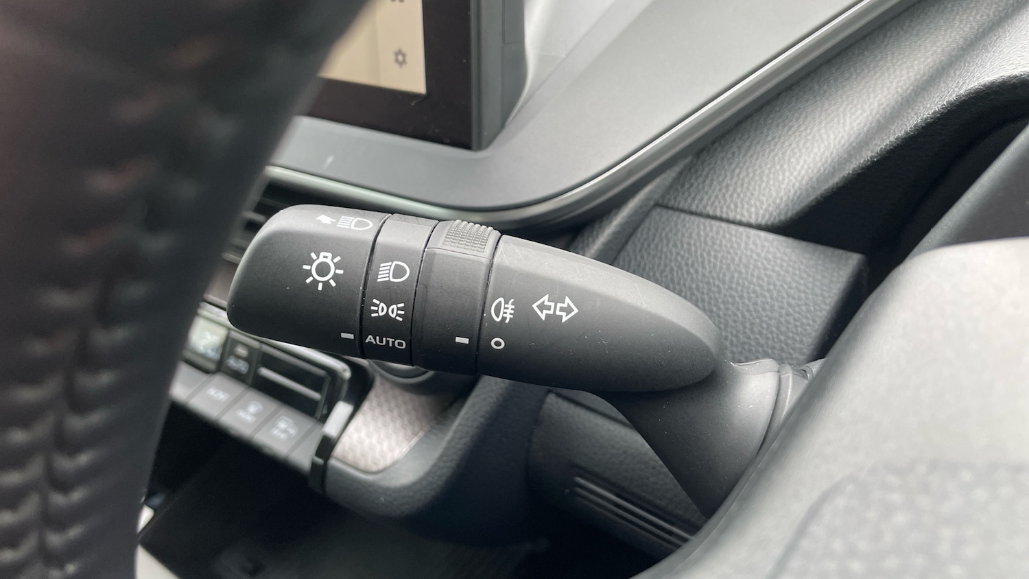 Used Toyota Prius 2025 for sale - 76817444: Photo 42