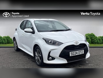Used Toyota Yaris 2024 for sale - 78870453: Photo