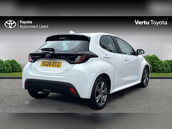 Used Toyota Yaris 2024 for sale - 78870453: Photo