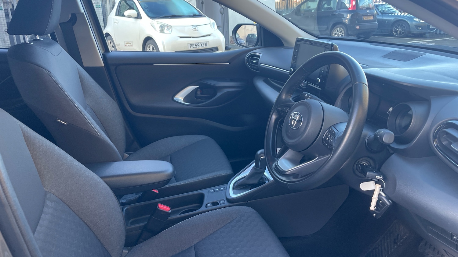 Used Toyota Yaris 2023 for sale - 77062044: Photo 11